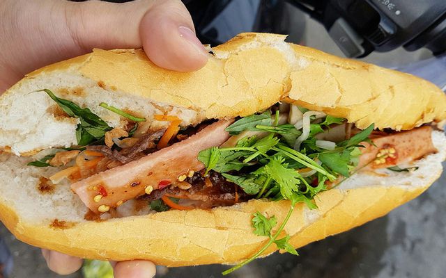 banh-mi-banh-mi-chay-nha-trang