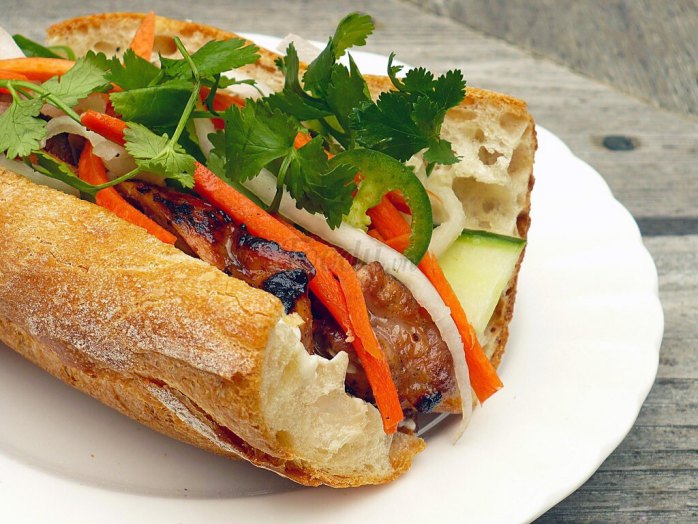 banh-mi-nga-sau-nha-trang