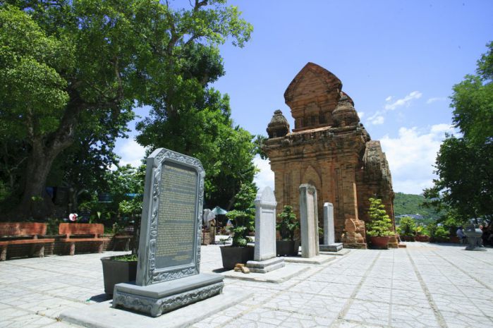 thap-ba-ponagar-nha-trang-4