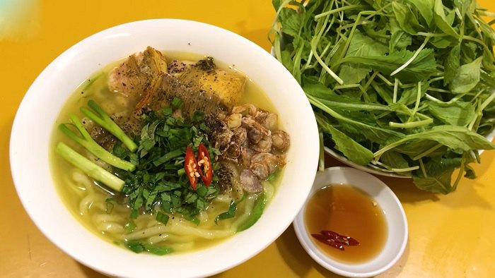 cach nau-banh-canh-ca-loc-1