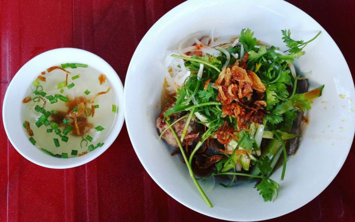 banh-canh-co-tuyet