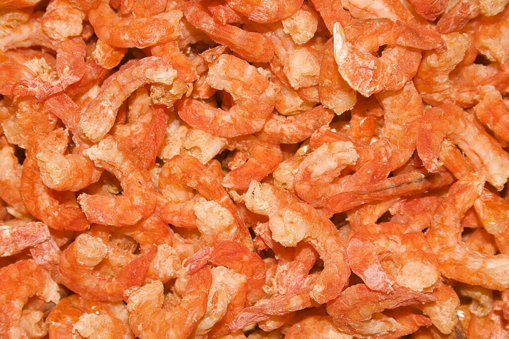 Tôm khô màu cam, món đặc sản miền Trung dễ mang làm quà